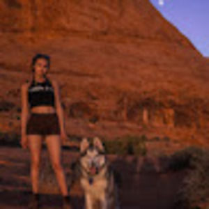 Meet your Posher, Chloe